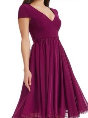 Dress the Population Plum V-Neck Midi Dress